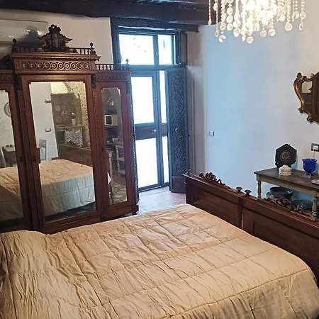 L'antica Corte, Appartamento Salerno