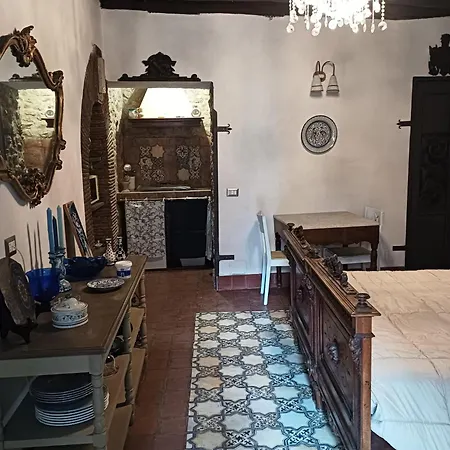 L'antica Corte, * ساليرنو